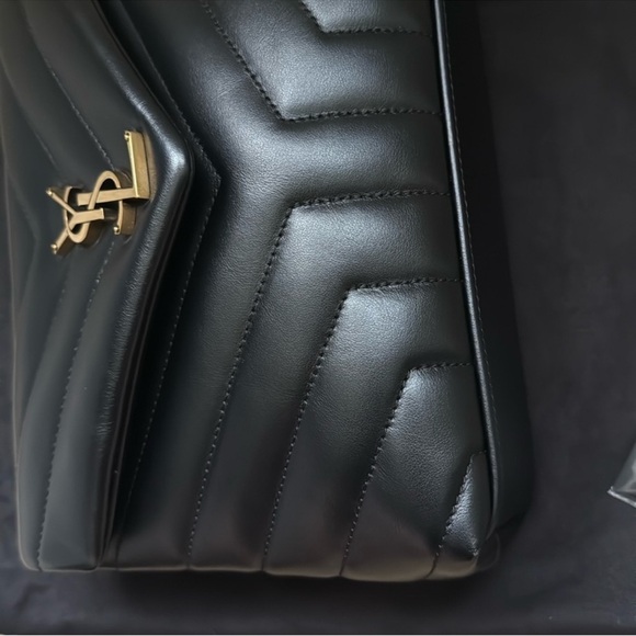 Saint Laurent Loulou Small YSL Shoulder Bag in Quilted Leather Gold Hardware - Picture 6 of 16